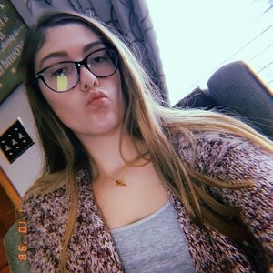 Meet your Posher, Molly